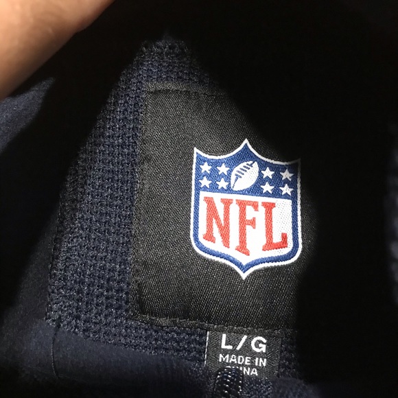 NWT NFL CHICAGO BEARS ZIP-UP THERMAL JACKET LARGE - Picture 4 of 5